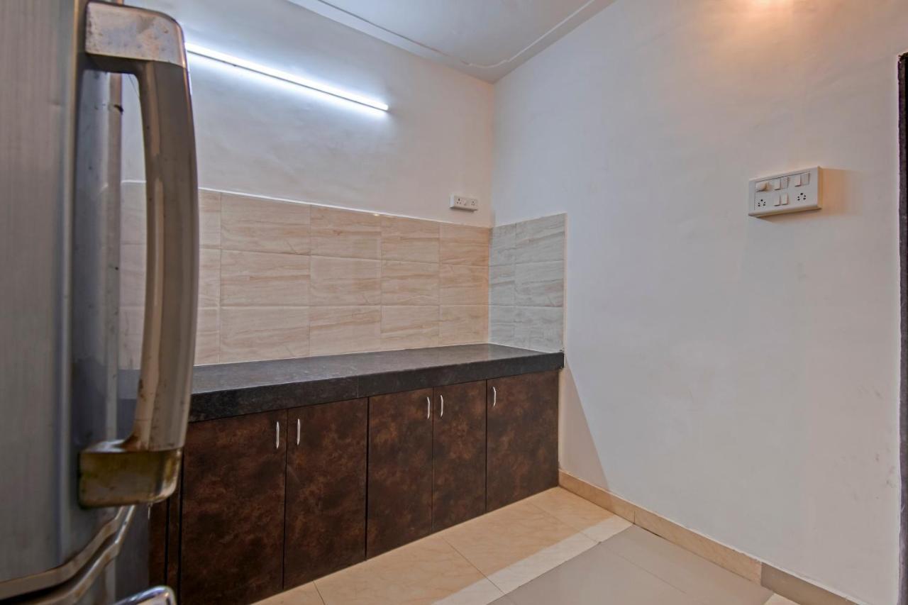 Oyo Home 78047 Alluring Stay Pimpri Pimpri-Chinchwad Екстер'єр фото